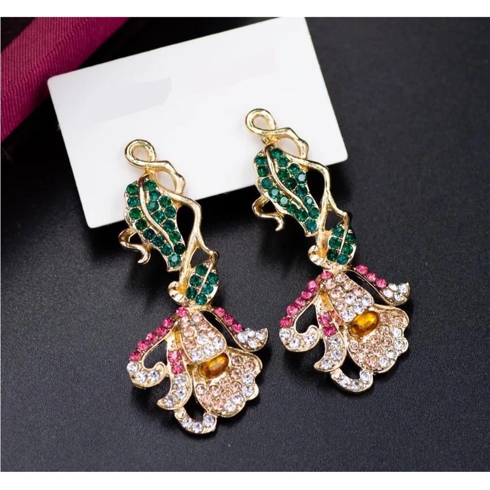 STUNNING Blooming Flowers Earrings
